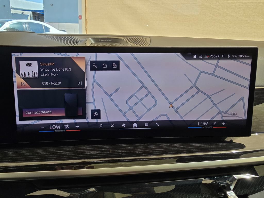 Used 2025 BMW X7 xDrive40i w/ Executive Package AWD/4WD image 21