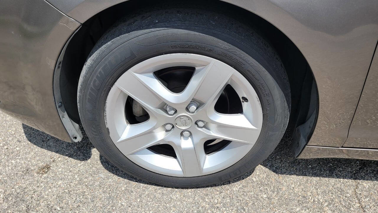 Used 2012 Chevrolet Malibu LS FWD image 10