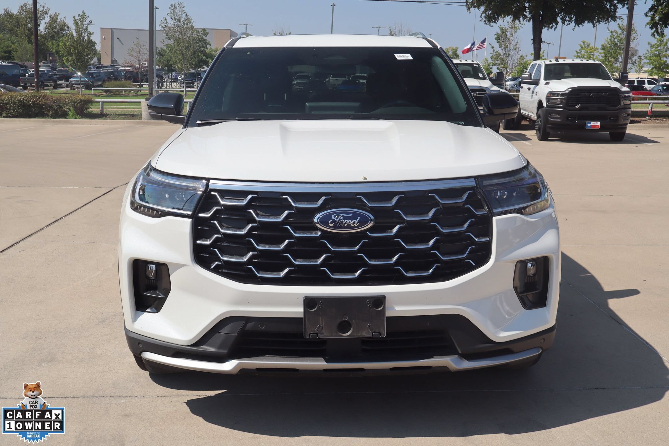 Used 2025 Ford Explorer Platinum RWD image 9