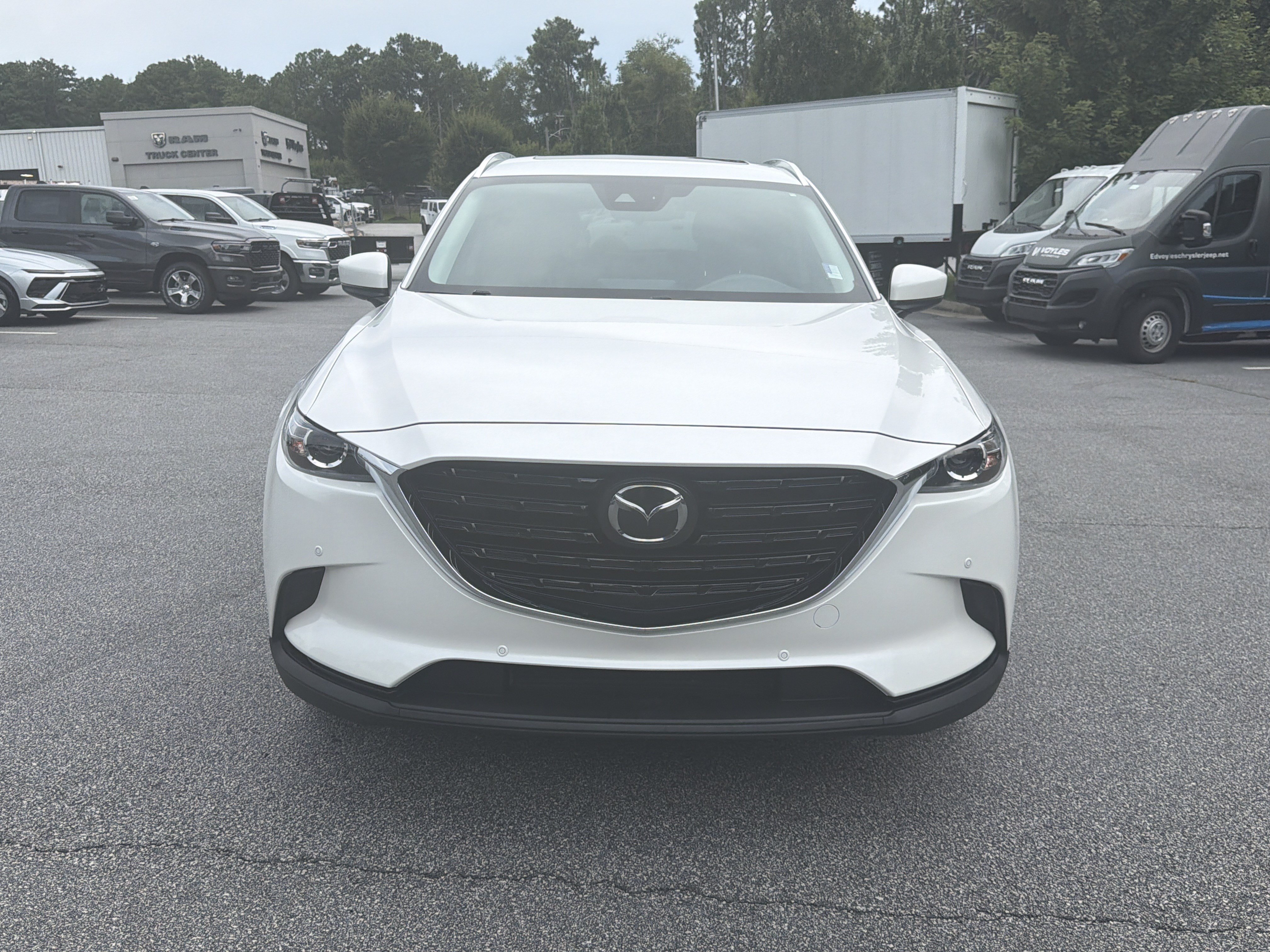 Used 2022 MAZDA CX-9 Touring Plus AWD/4WD image 2