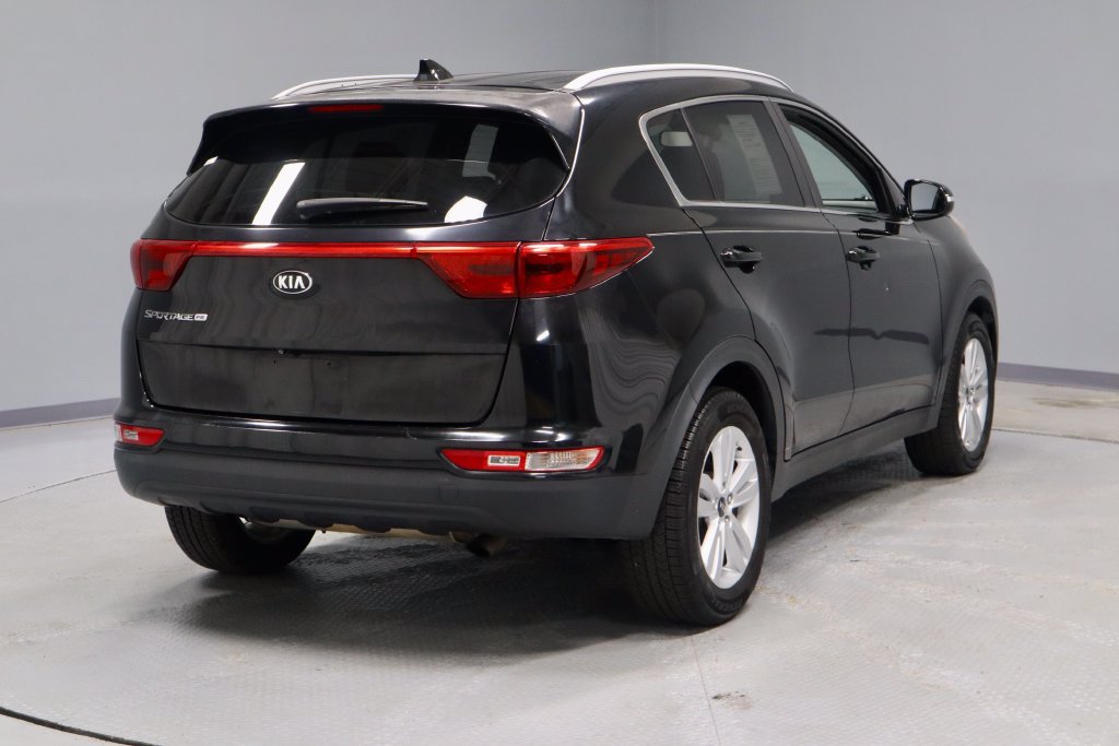 Used 2018 Kia Sportage LX w/ LX Technology Package FWD image 11