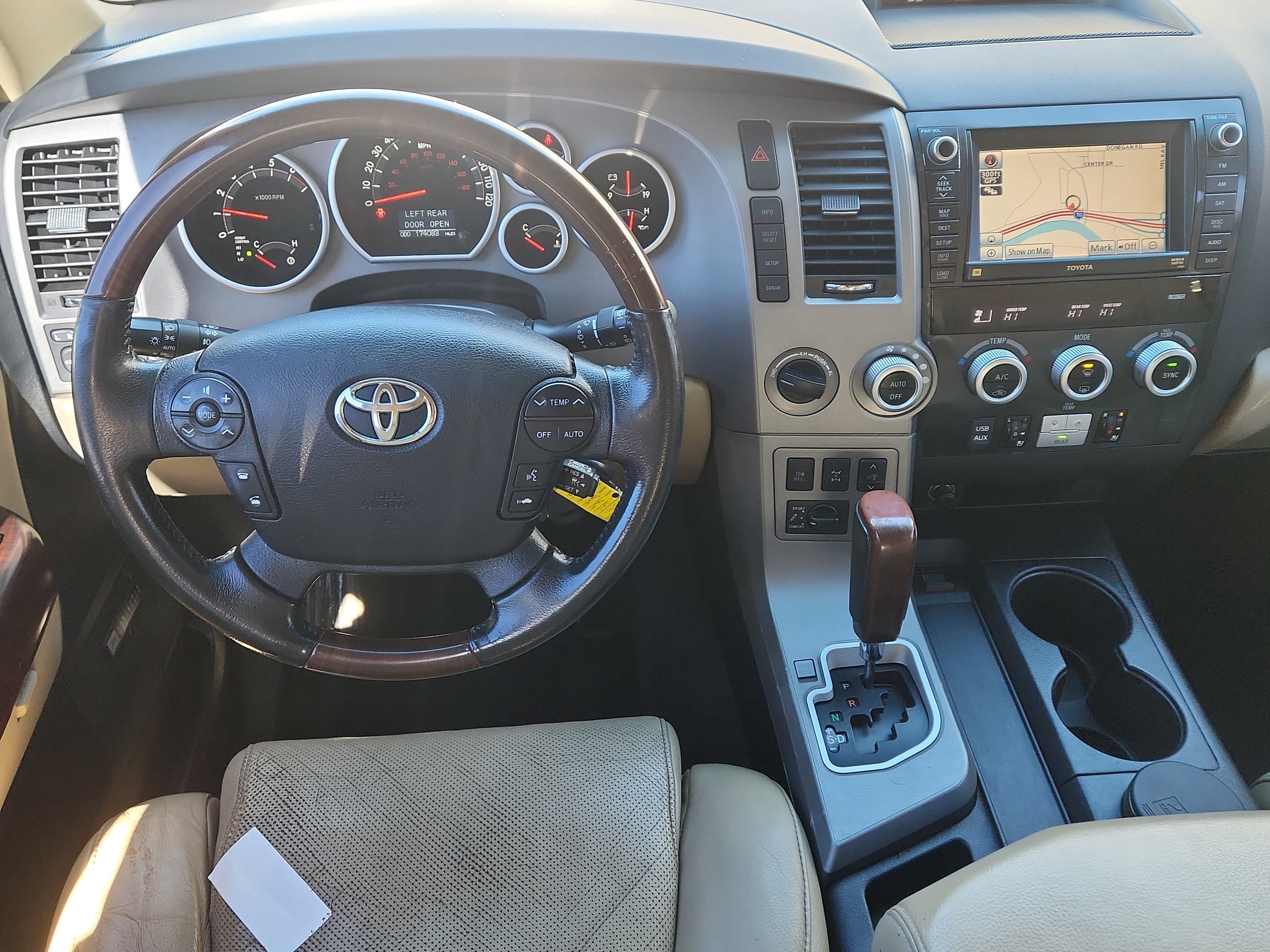 Used 2012 Toyota Sequoia Platinum image 11