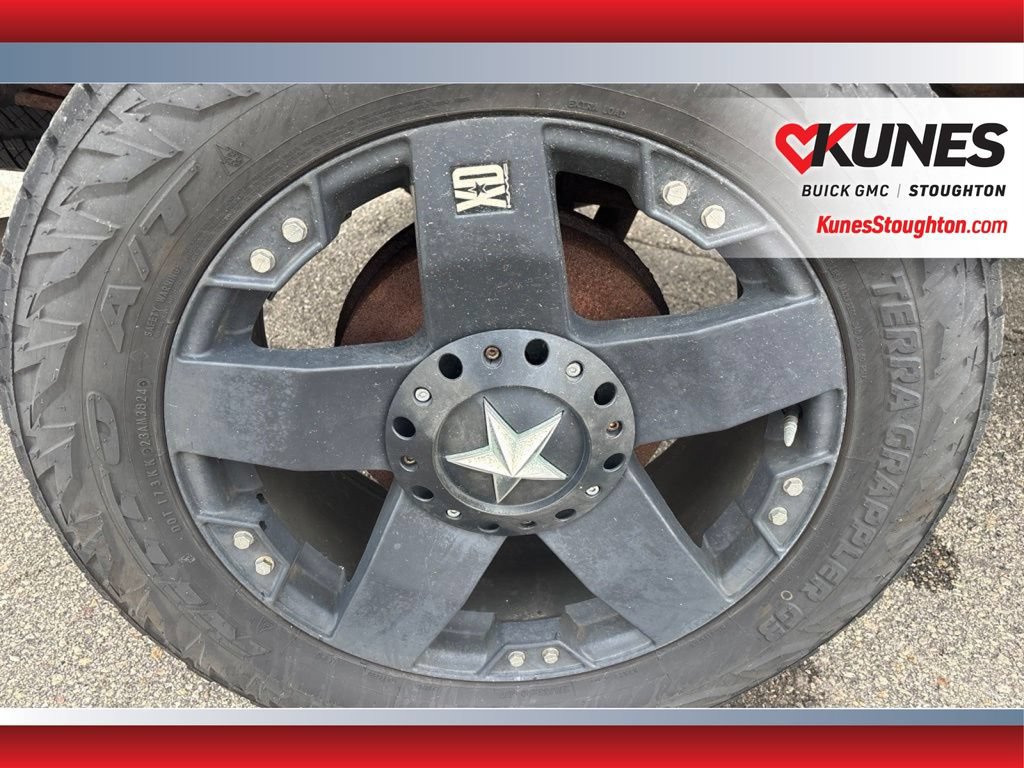 Used 2009 Chevrolet Silverado 1500 LT w/ Power Pack Plus AWD/4WD image 12