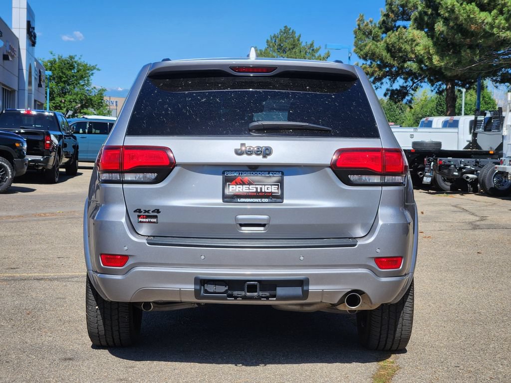 Used 2020 Jeep Grand Cherokee Altitude AWD/4WD image 12