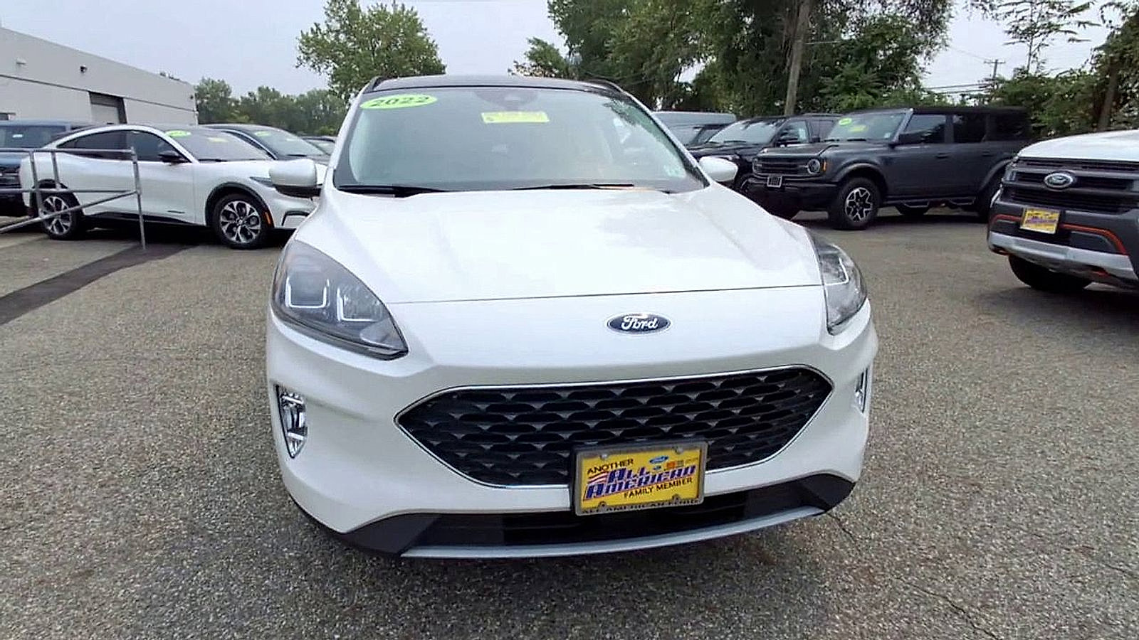 Certified 2022 Ford Escape SEL w/ Technology Package image 3
