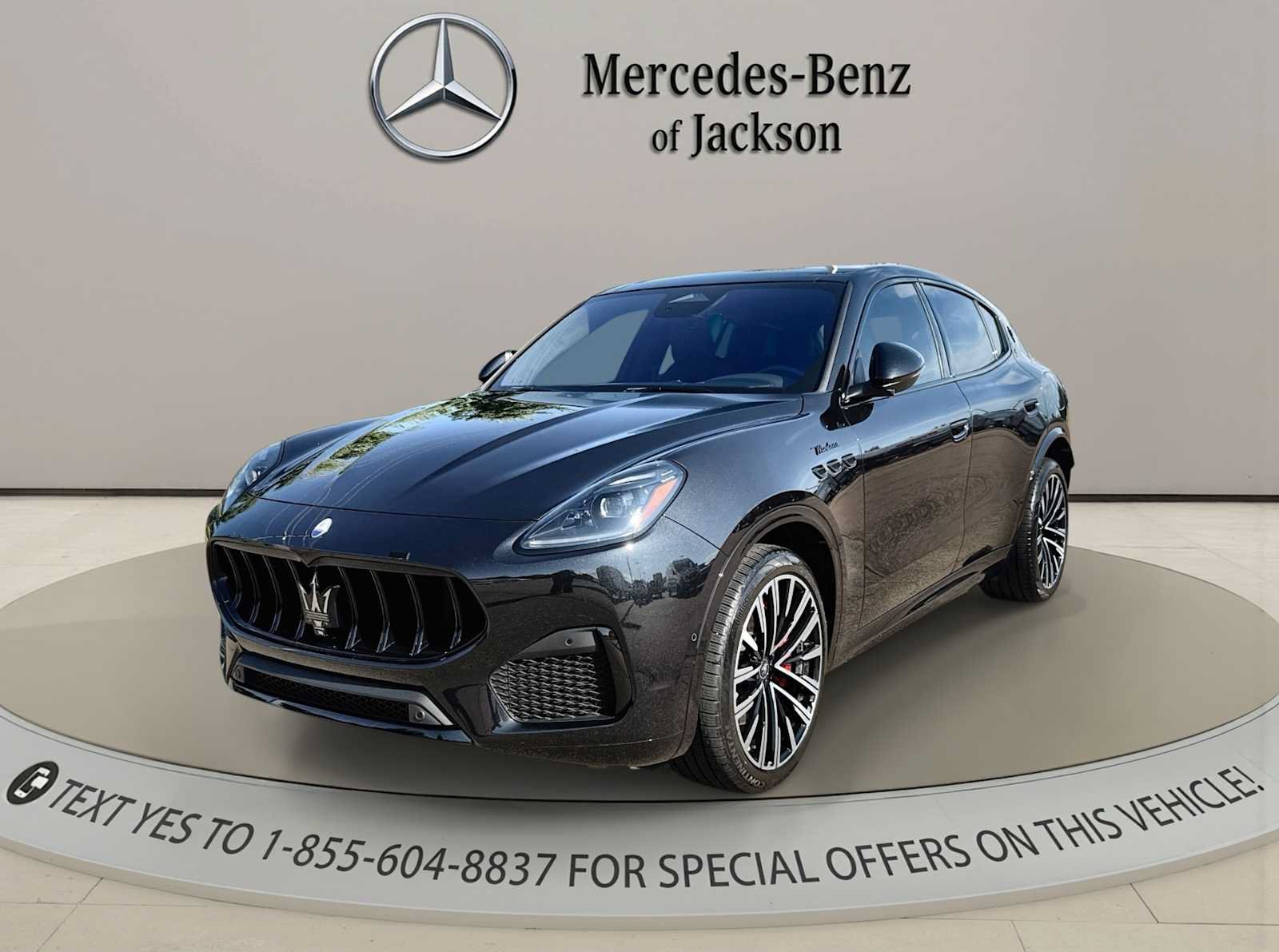 Used 2025 Maserati Grecale Modena AWD/4WD image 4