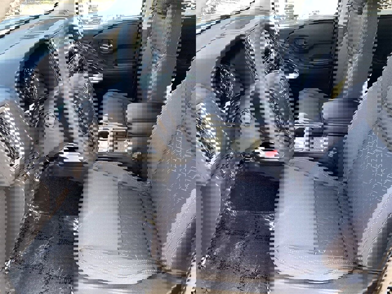 New 2025 Nissan Frontier SV w/ SV Convenience Package image 19