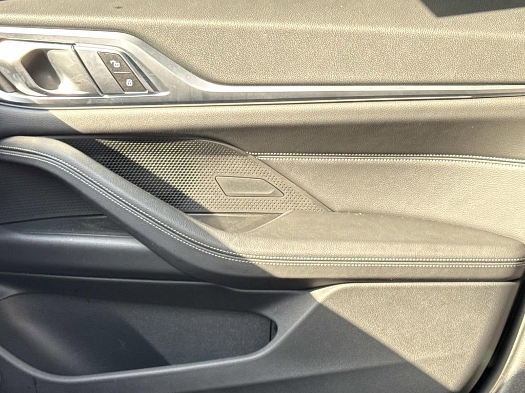 Used 2024 BMW i4 eDrive40 image 23