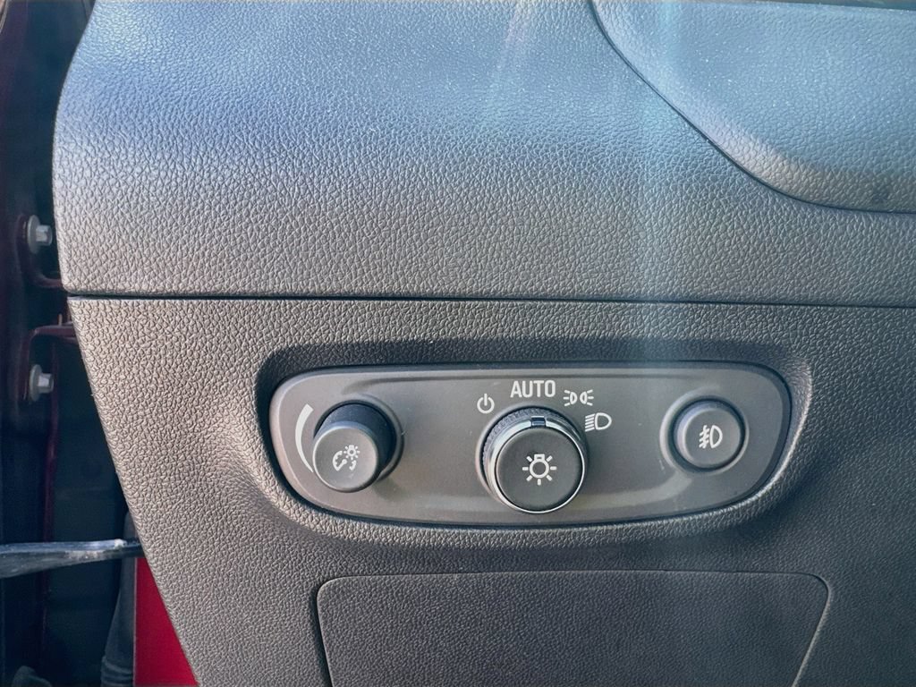 Used 2023 Buick Encore GX Select w/ Safety Package II FWD image 20
