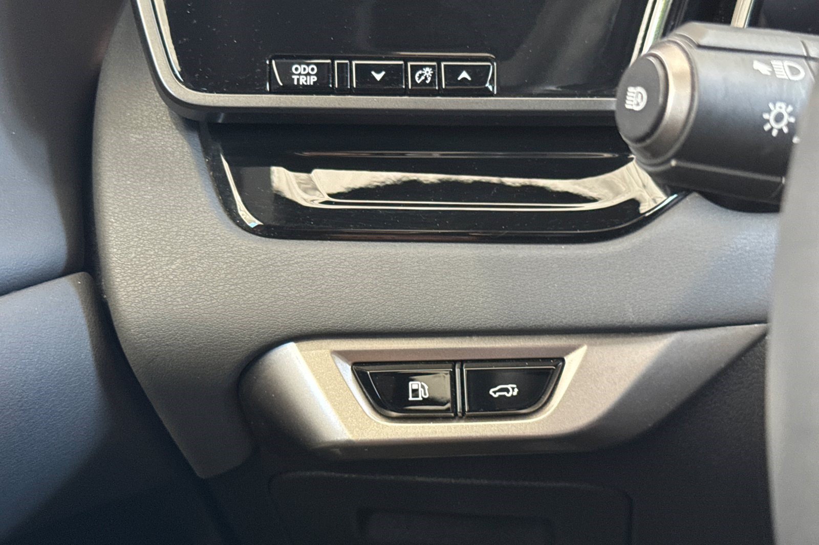 Certified 2025 Lexus RX 350 FWD w/ Technology Package image 36