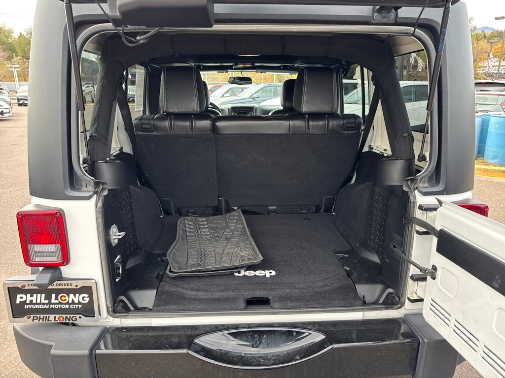 Used 2017 Jeep Wrangler Unlimited Sport image 19