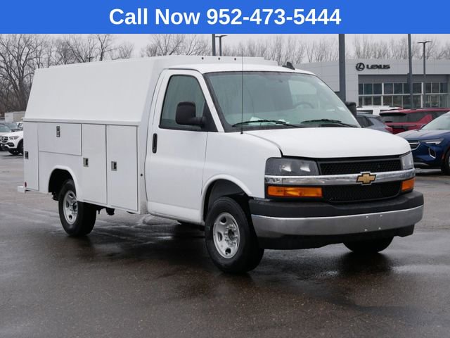 New 2026 Chevrolet Express 3500 w/ Power Convenience Package