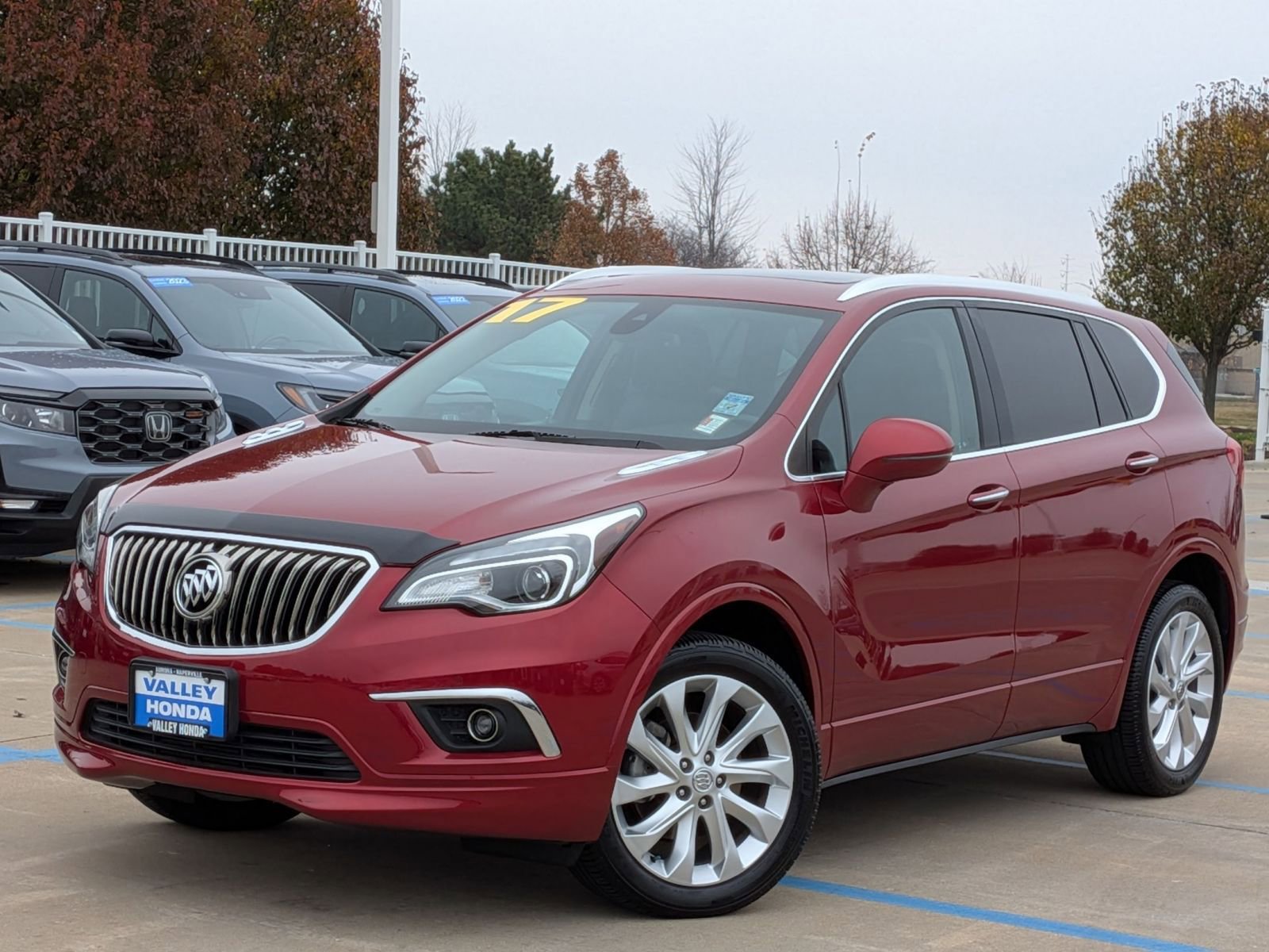 Used 2017 Buick Envision Premium image 2