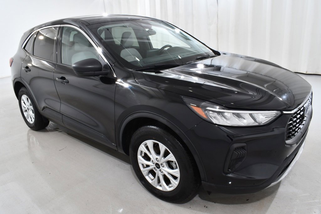 Used 2023 Ford Escape Active image 5