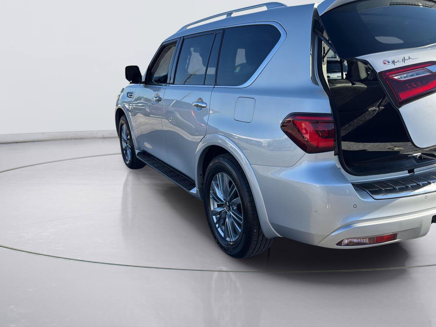 Used 2021 INFINITI QX80 Luxe RWD image 9