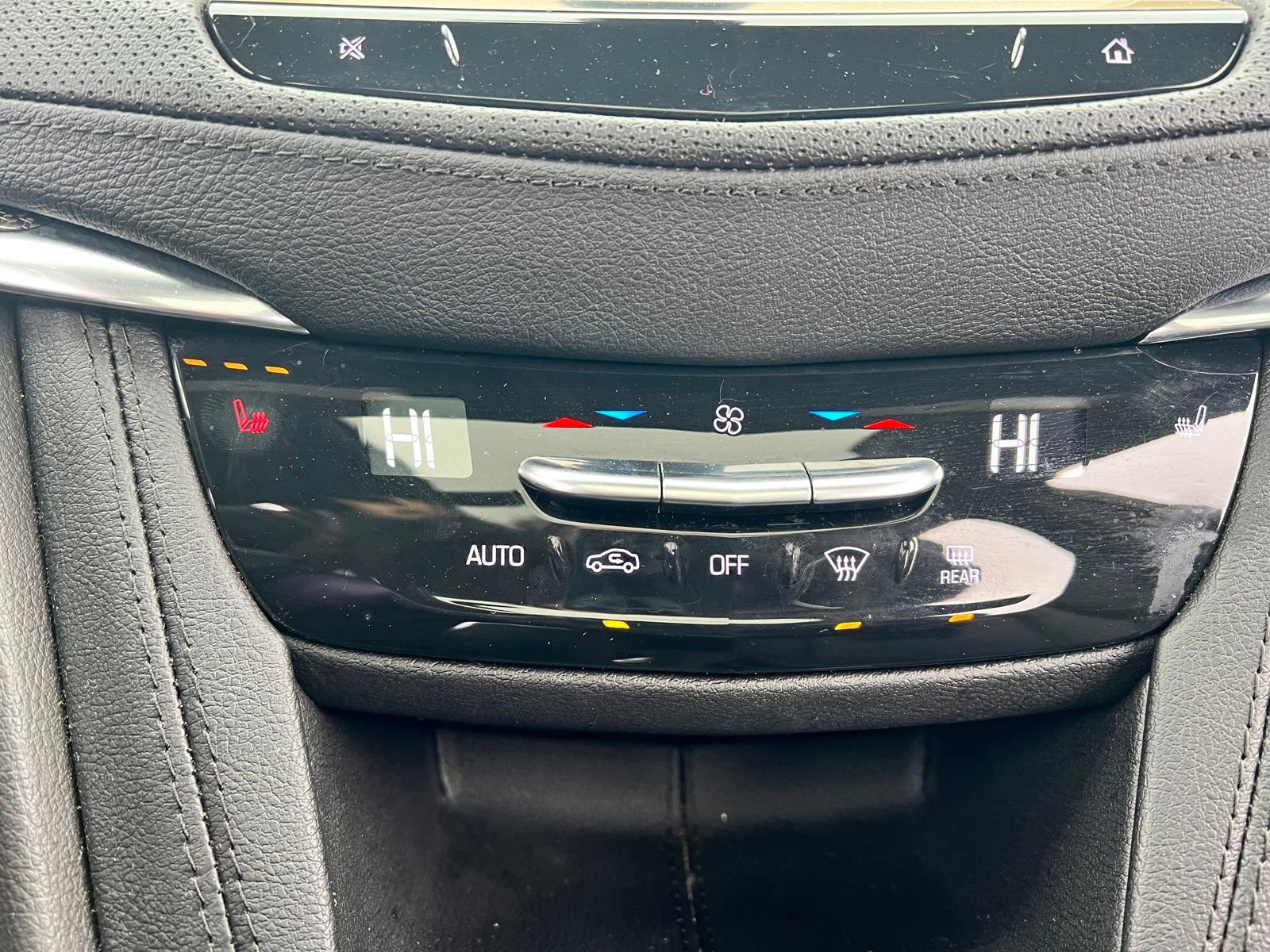 Used 2022 Cadillac XT5 Sportv AWD/4WD image 25