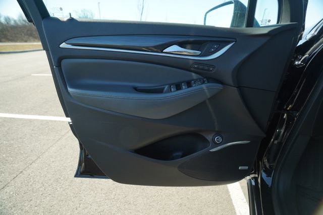 Used 2024 Buick Enclave Premium image 14