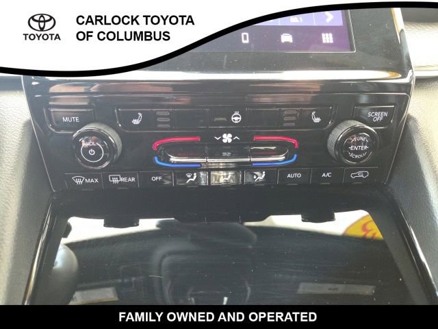 Used 2023 Jeep Grand Cherokee L Laredo AWD/4WD image 28