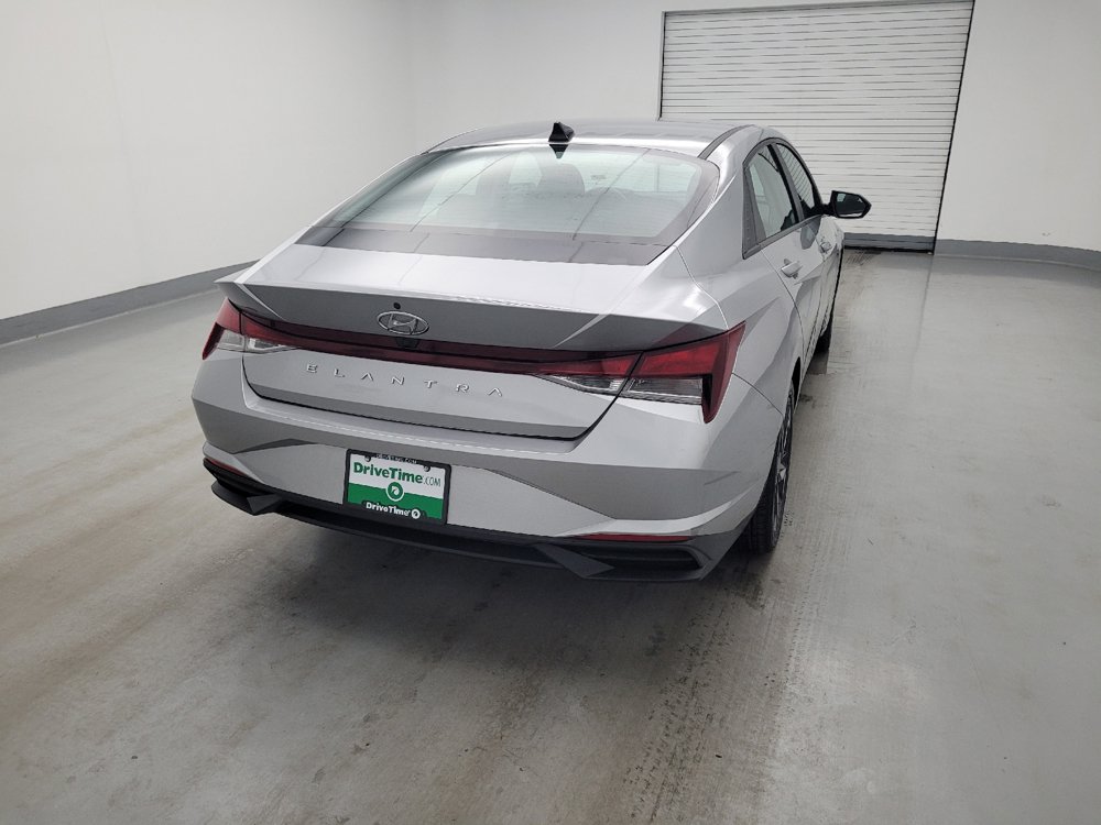 Used 2023 Hyundai Elantra SEL w/ Convenience Package FWD image 7