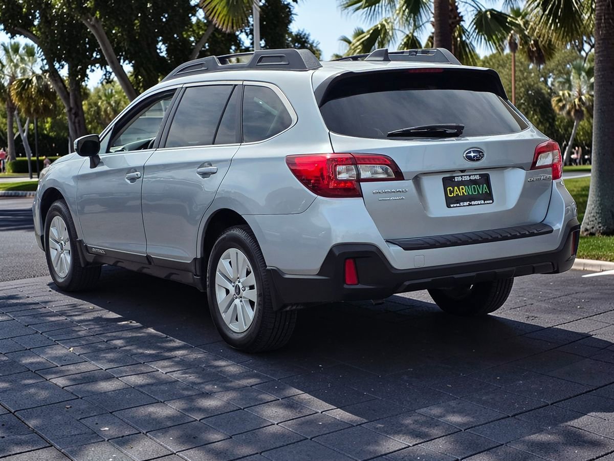 Used 2018 Subaru Outback 2.5i Premium AWD/4WD image 6