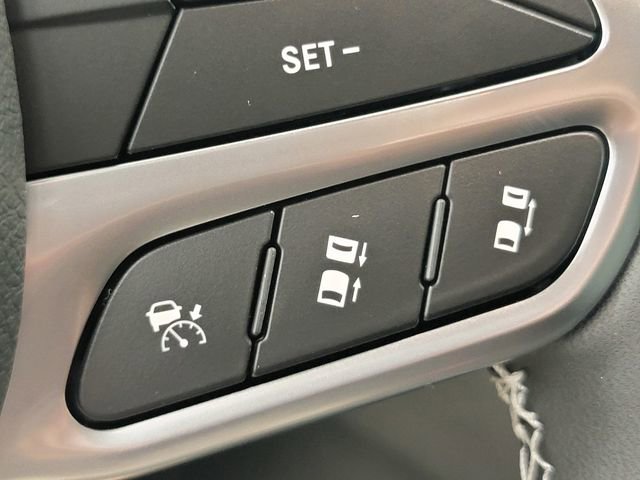 New 2026 Chrysler Pacifica Select image 41