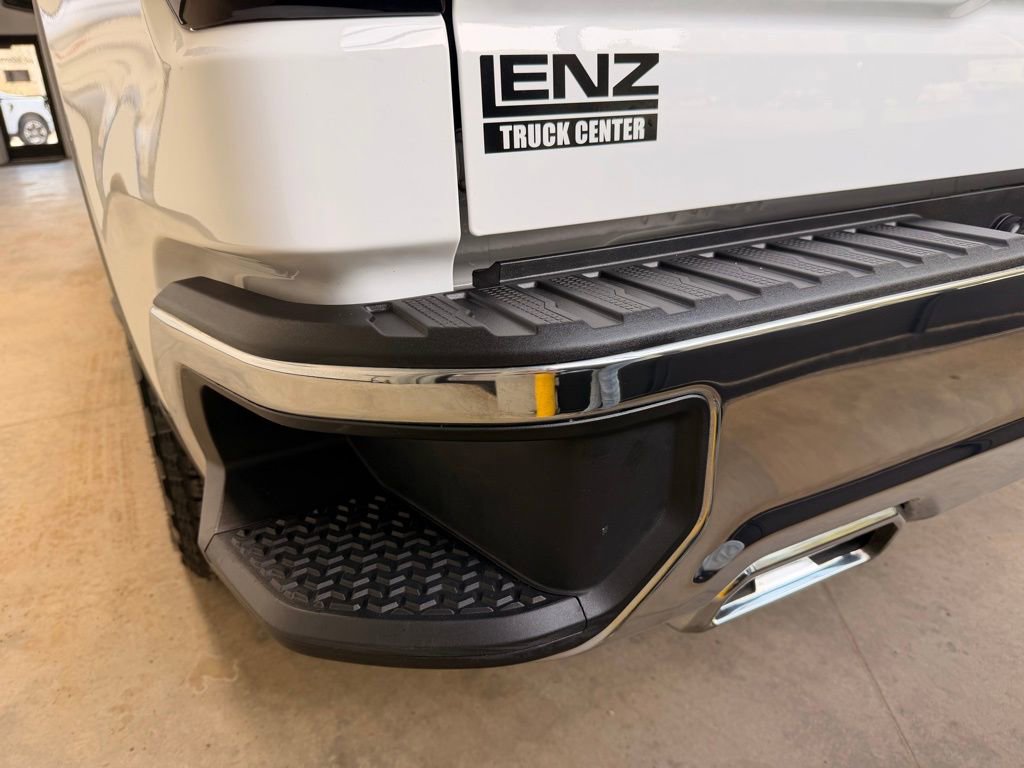 Used 2024 GMC Sierra 1500 SLE w/ Preferred Package image 13