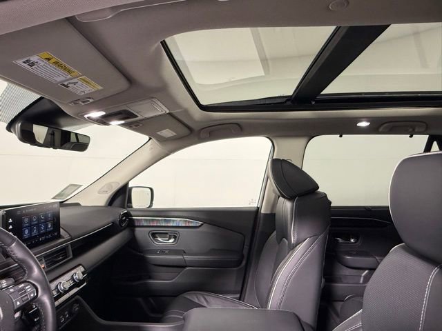 Used 2024 Honda Pilot Elite image 36