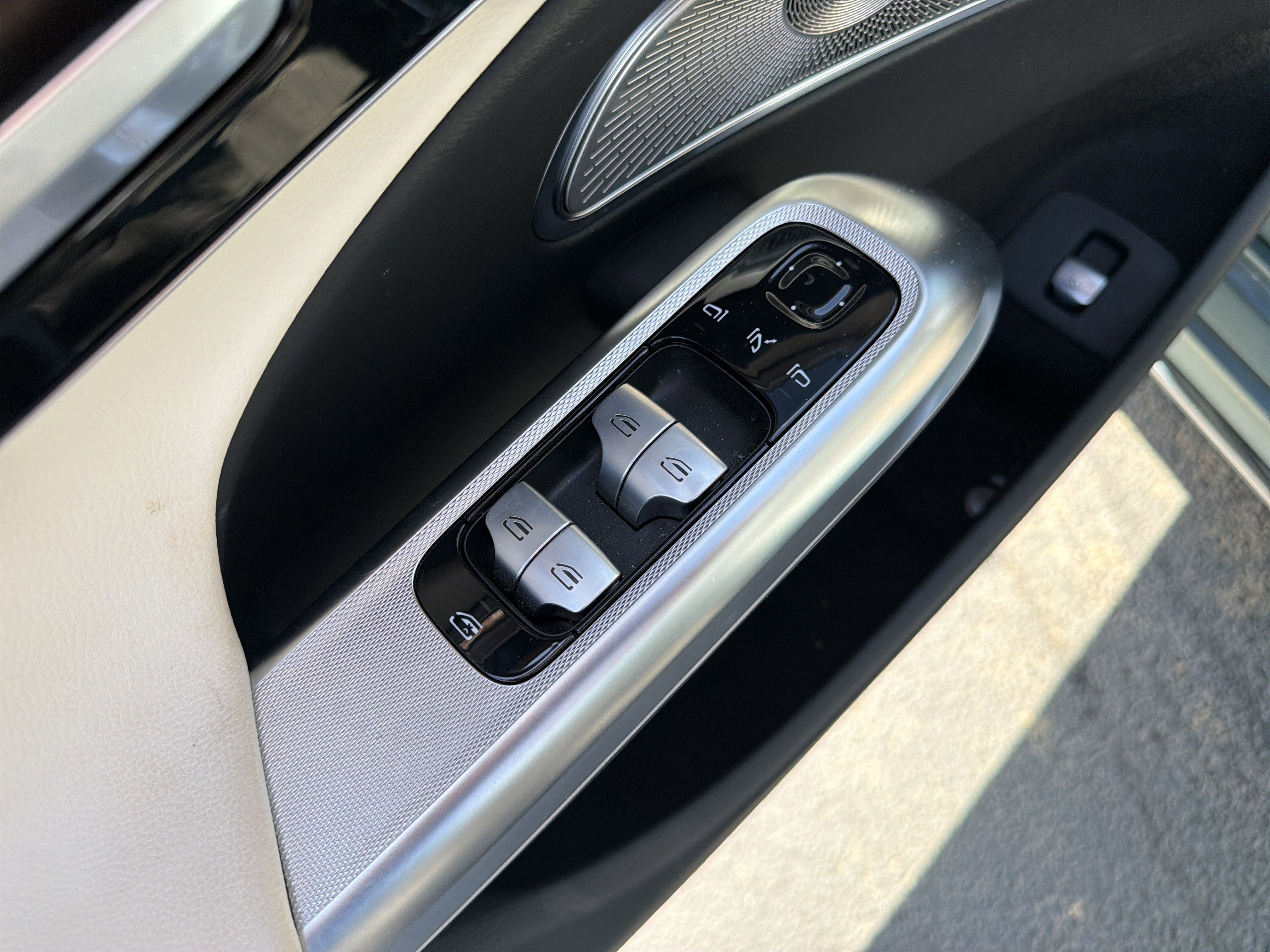Certified 2025 Mercedes-Benz E 450 4MATIC Sedan image 15