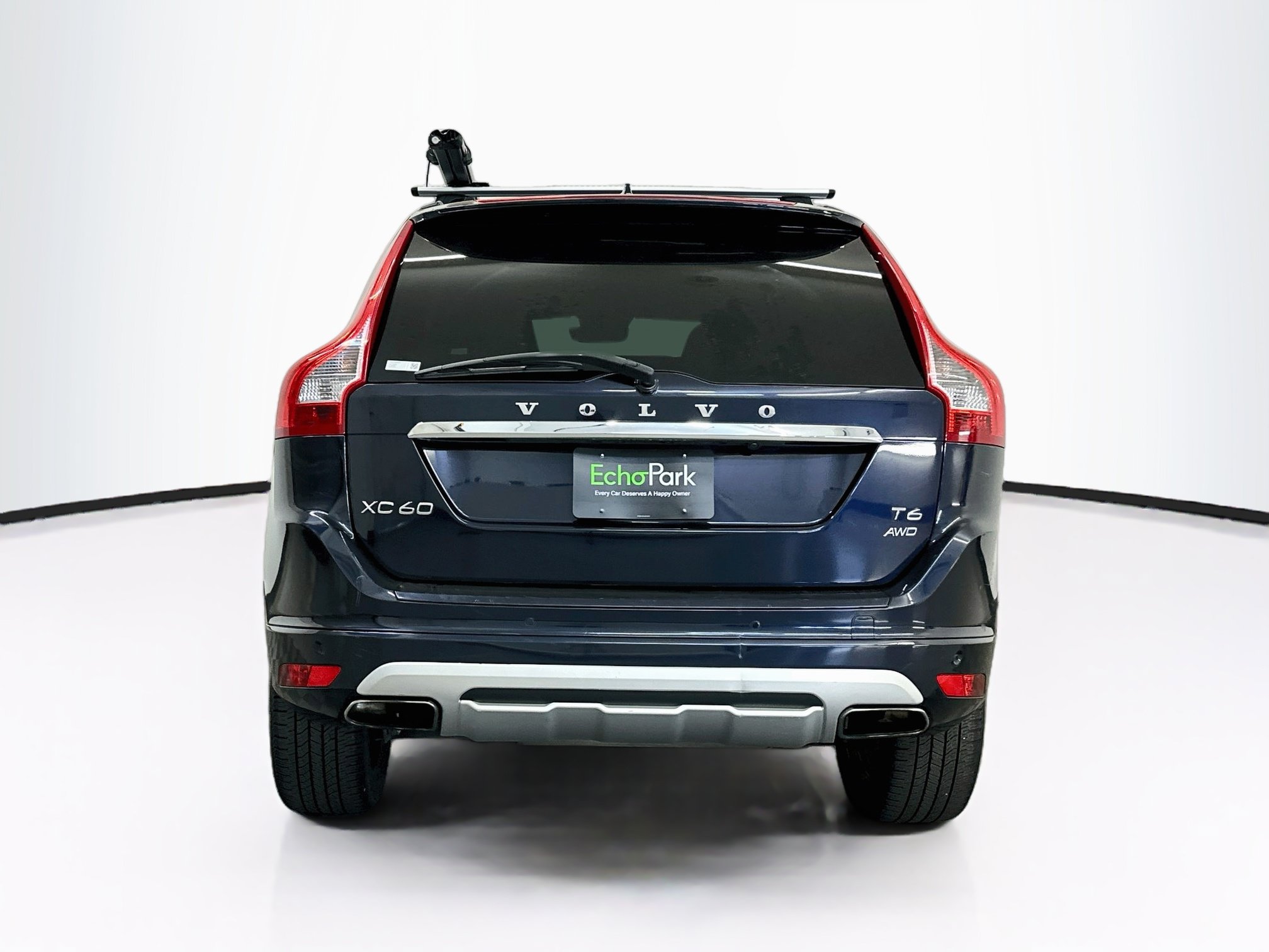 Used 2017 Volvo XC60 T6 Dynamic w/ Preferred Option Package AWD/4WD image 7