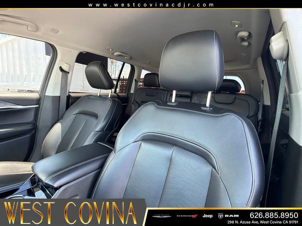 Used 2023 Jeep Grand Cherokee Limited RWD image 23