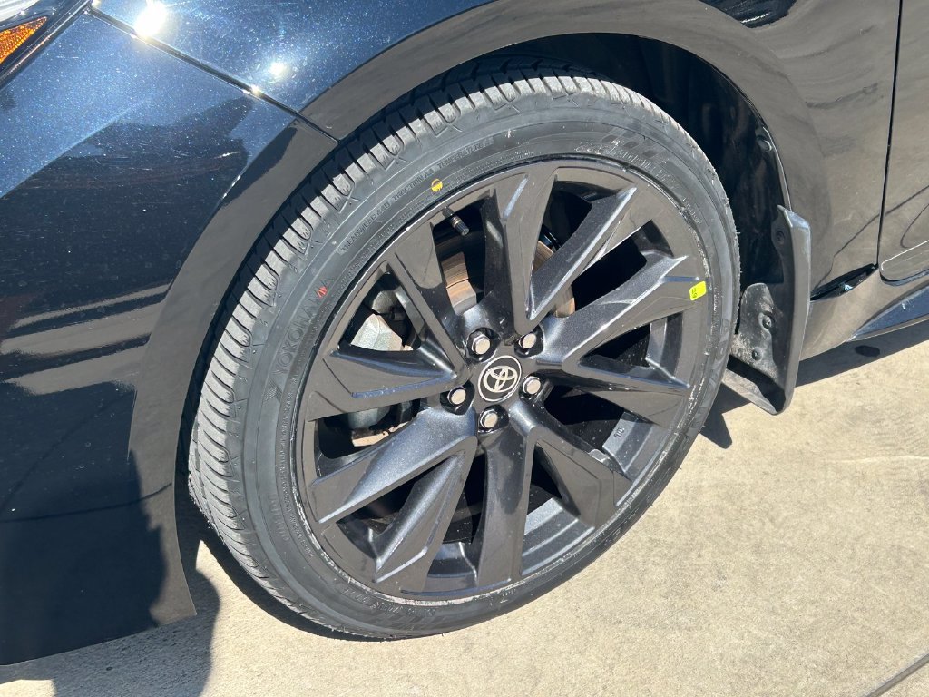 Certified 2025 Toyota Corolla SE FWD image 9