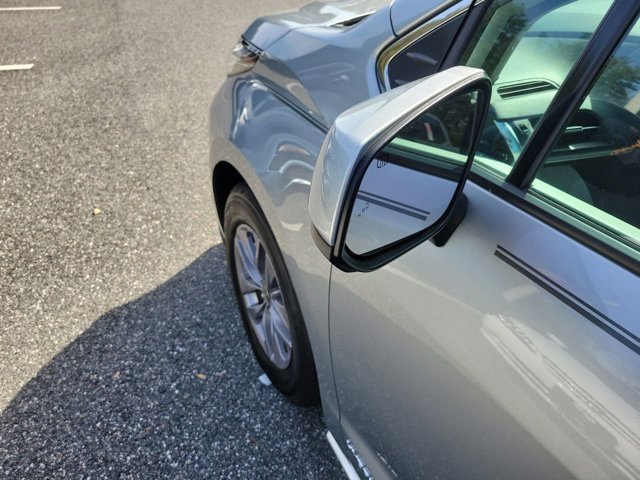 Used 2021 Toyota Sienna LE image 18