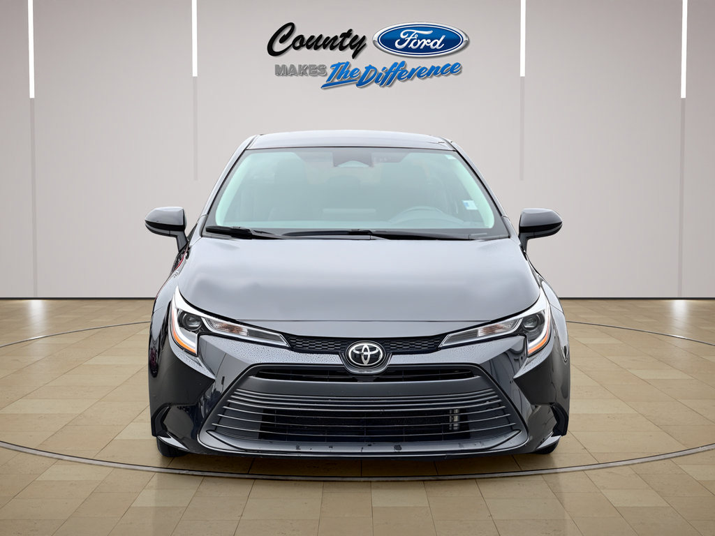 Used 2024 Toyota Corolla LE FWD image 5