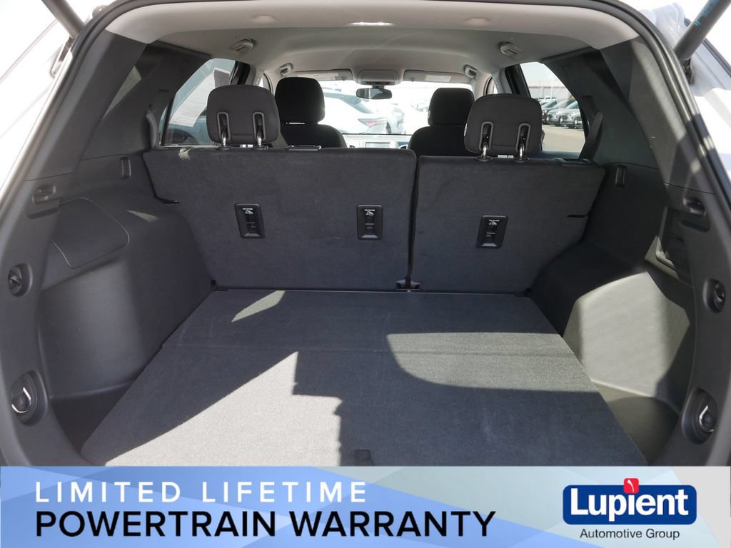 Used 2018 Chevrolet Equinox LT FWD image 8