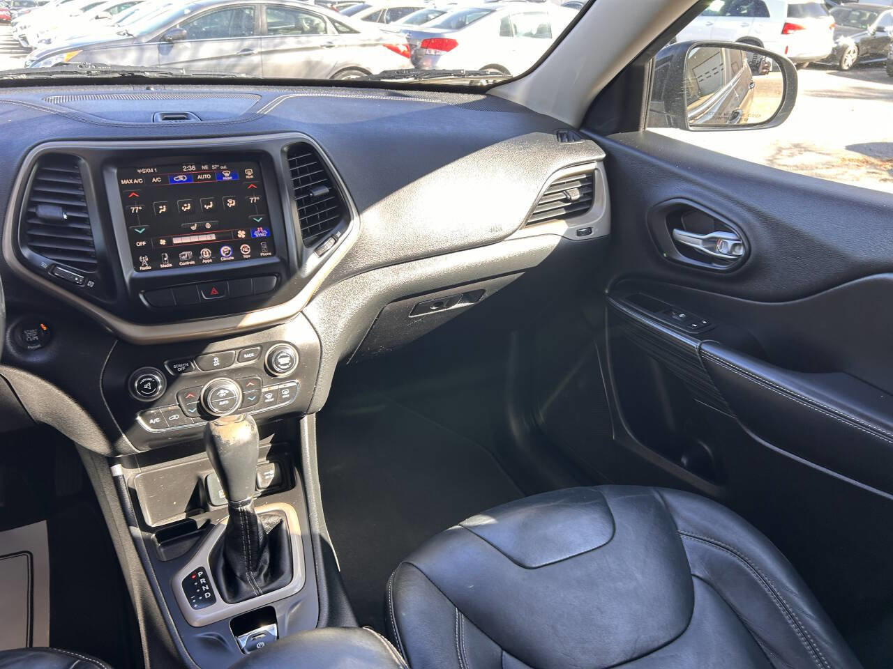 Used 2014 Jeep Cherokee Limited image 15