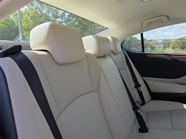 New 2025 Lexus ES 350 350 image 14