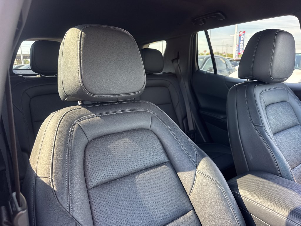 Used 2025 Chevrolet Equinox LT w/ Convenience Package II AWD/4WD image 26