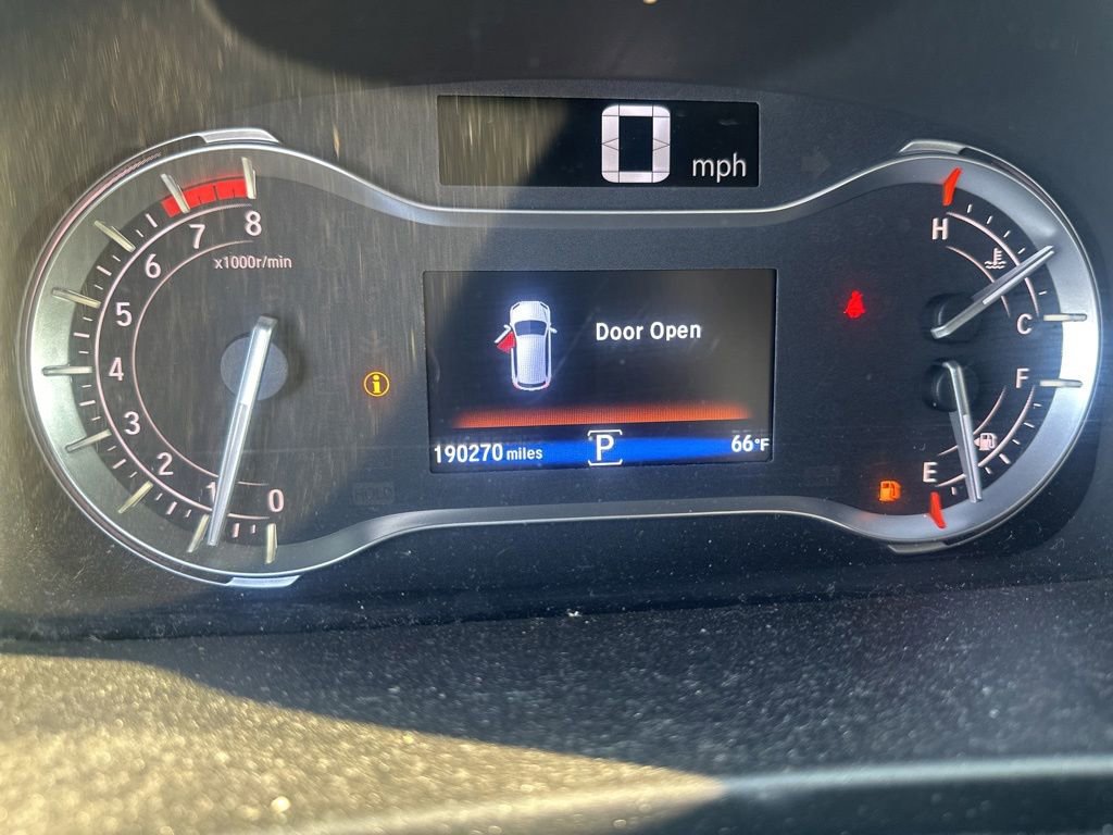 Used 2017 Honda Pilot Touring image 10