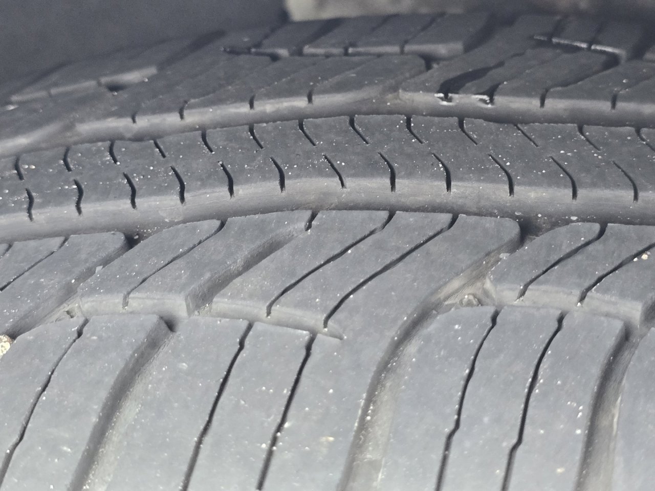 Used 2022 Chevrolet Equinox LT w/ LPO, Floor Liner Package image 10