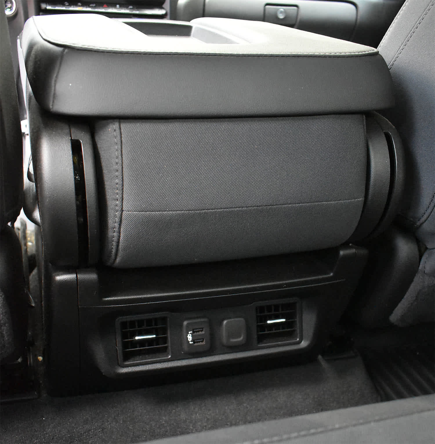 Used 2021 Chevrolet Silverado 1500 LT w/ All Star Edition Plus AWD/4WD image 10