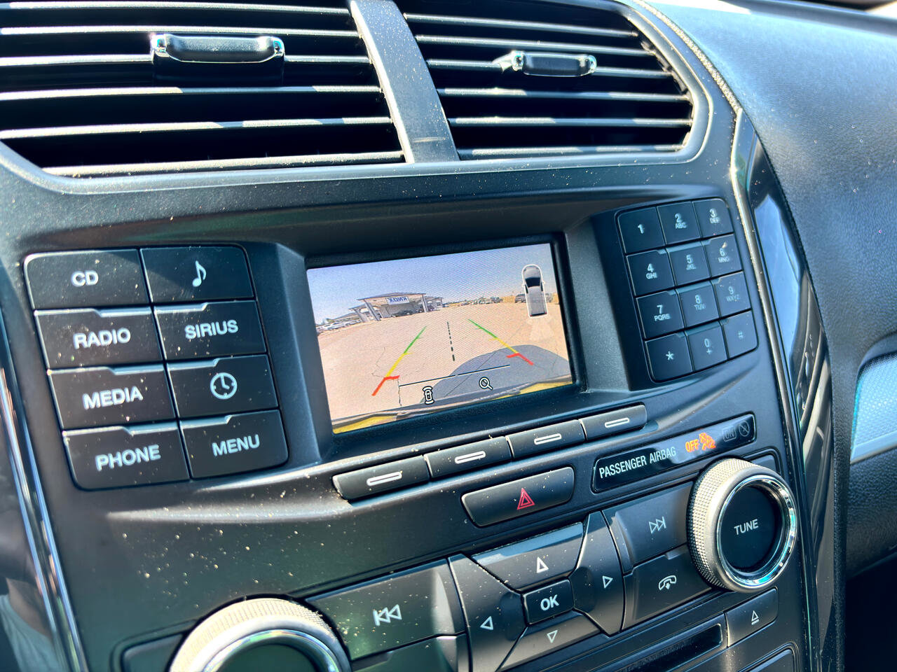 Used 2017 Ford Explorer XLT image 16