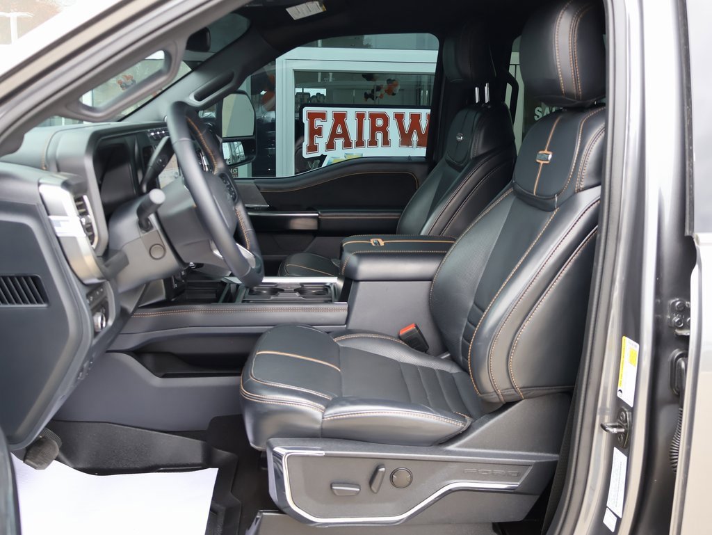 Used 2023 Ford F250 Platinum w/ FX4 Off-Road Package image 14
