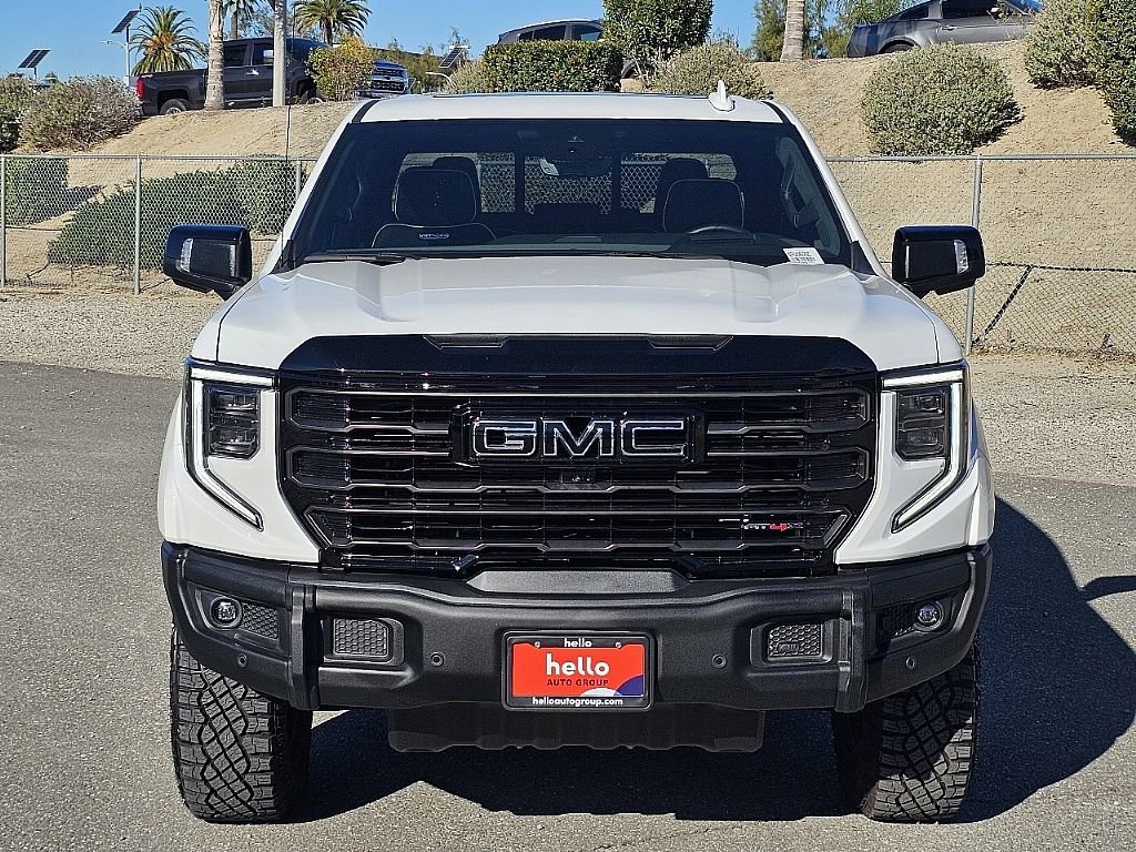 Used 2025 GMC Sierra 1500 AT4X image 7