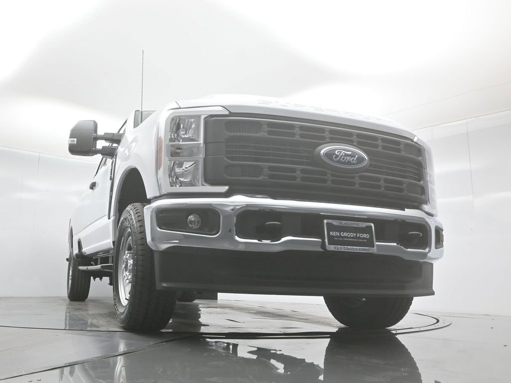 New 2026 Ford F350 XL w/ FX4 Off-Road Package image 41