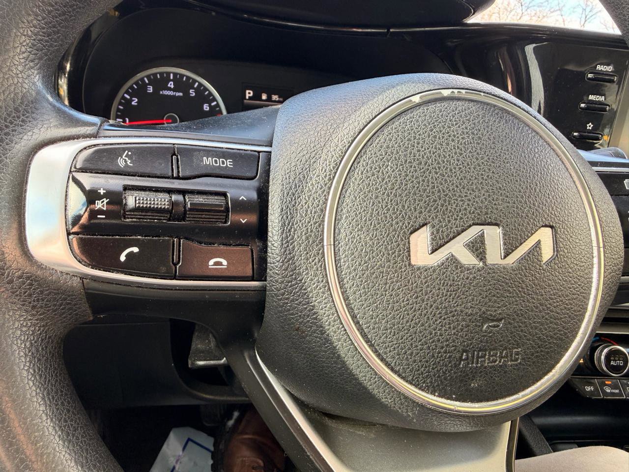 Used 2022 Kia K5 LXS image 17