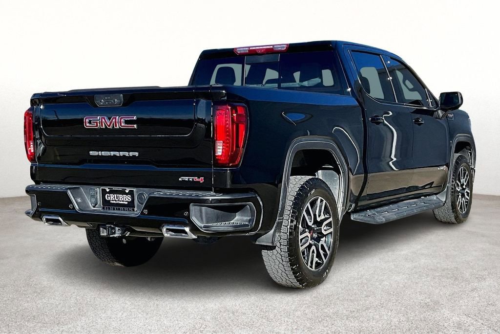 Used 2025 GMC Sierra 1500 AT4 w/ AT4 Premium Package AWD/4WD image 2