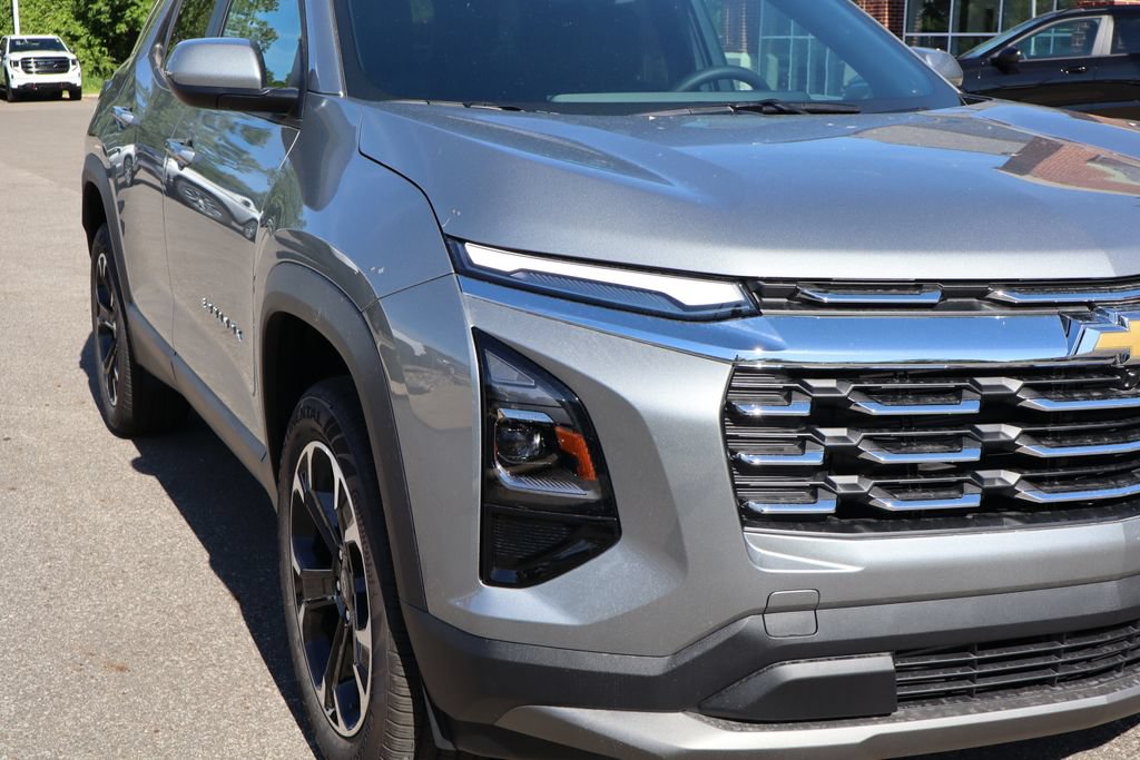 New 2026 Chevrolet Equinox LT w/ Convenience Package II FWD image 4