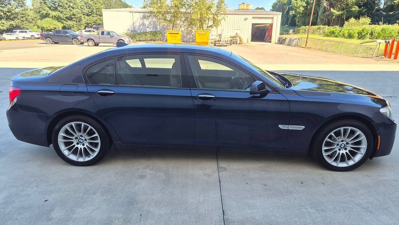 Used 2011 BMW 750Li xDrive AWD/4WD image 7