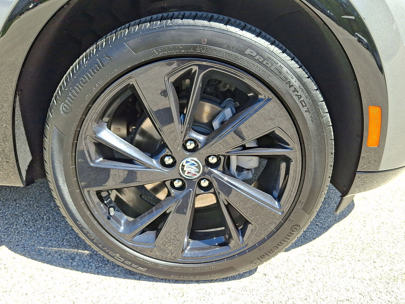 Certified 2023 Buick Envision Preferred w/ Sport Touring Package image 27