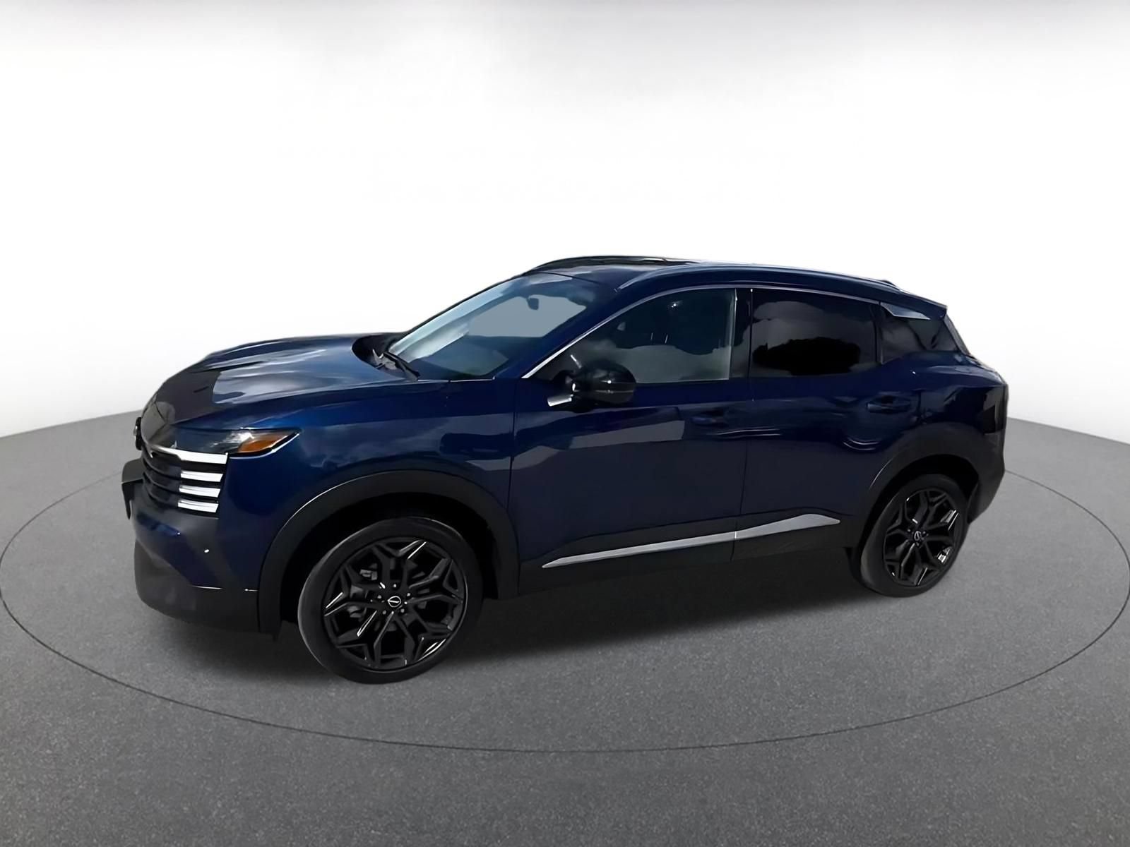 Used 2026 Nissan Kicks SR FWD image 7